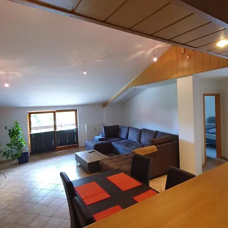 Apartment Ferienwohnung *